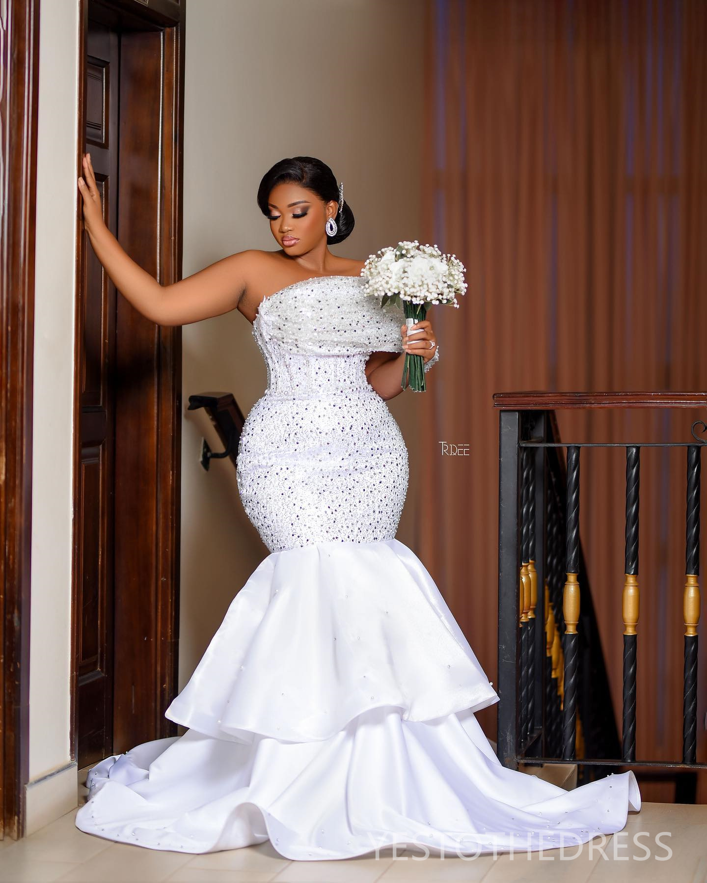 R&W 2024 Aso Ebi Plus Size Mermaid Dress Bridal Bride One Shoulder Sequined Lace Beaded Pearls Wedding Gowns for Marriage D289