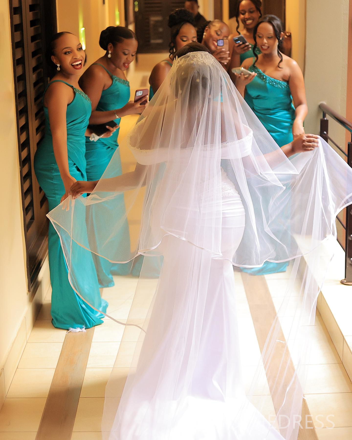 R&W 2024 Plus Size Aso Ebi Mermaid Dress Bridal Bride Pearls Beaded Pleated Wedding Gowns for Marriage D290