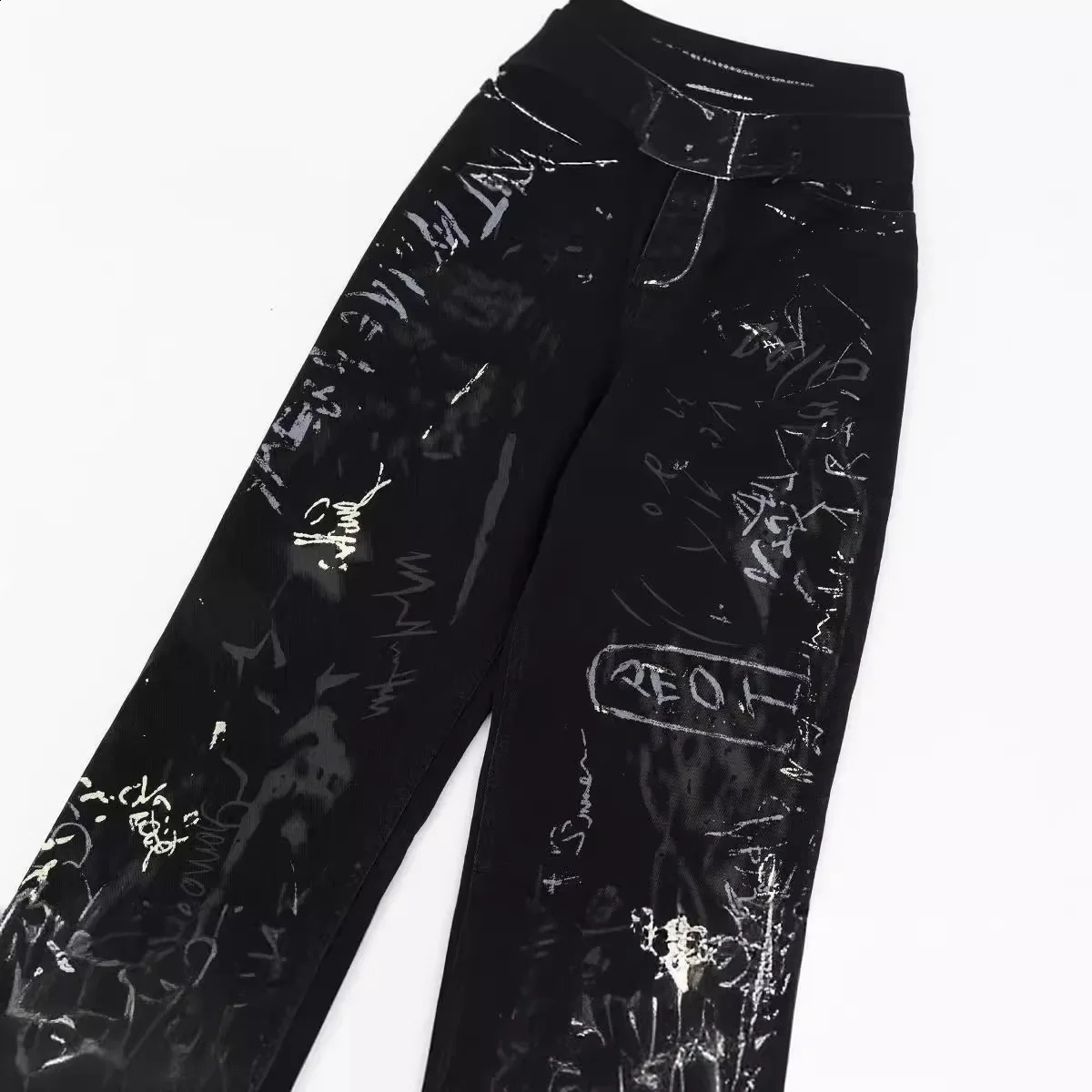 High Street American Style Graffiti Letter Print Niche Jeans For Men Women Loose-fit Wide-leg Straight-leg Long Pants 240821