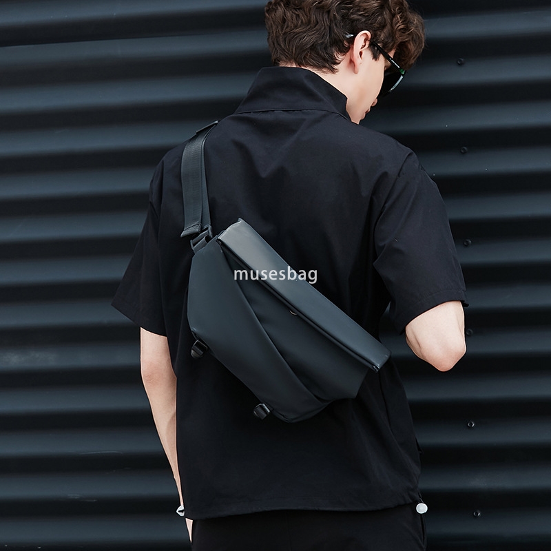 Tooling wind crossbody bag men's Japanese functional cycling messenger bag Multi-functional sports shoulder bag lightweight backpack men's b