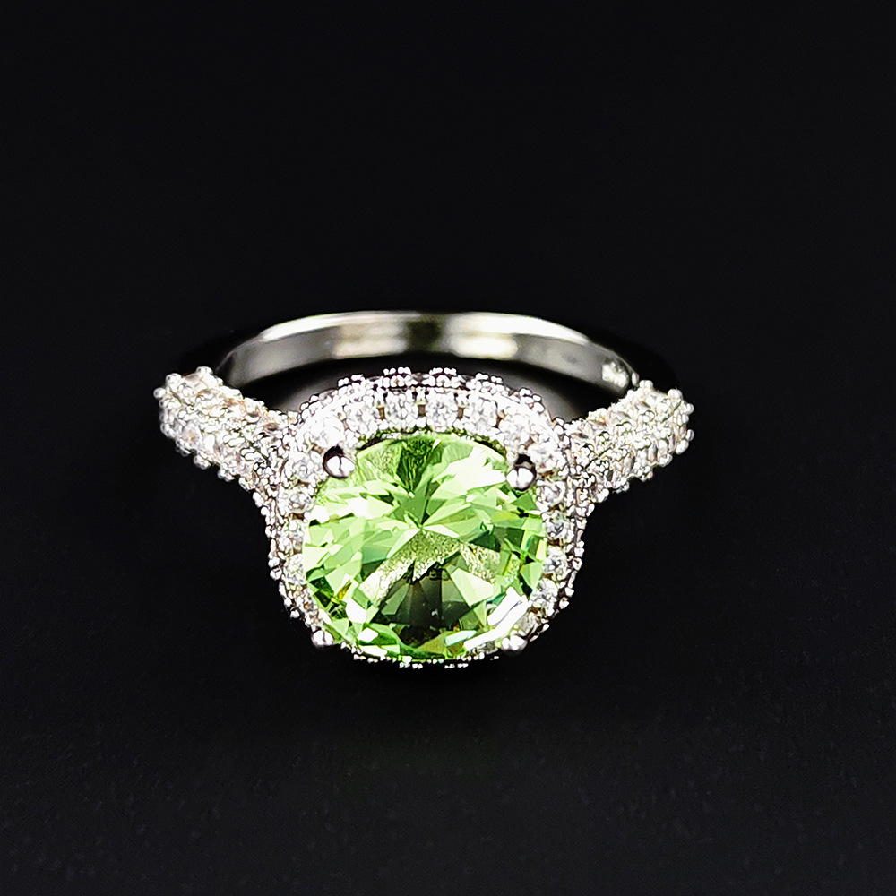 Dia Emerald Designer Elegant Women Crystal Style Zircon Rings Brass Material Jewelry Accessories Engagement Ring
