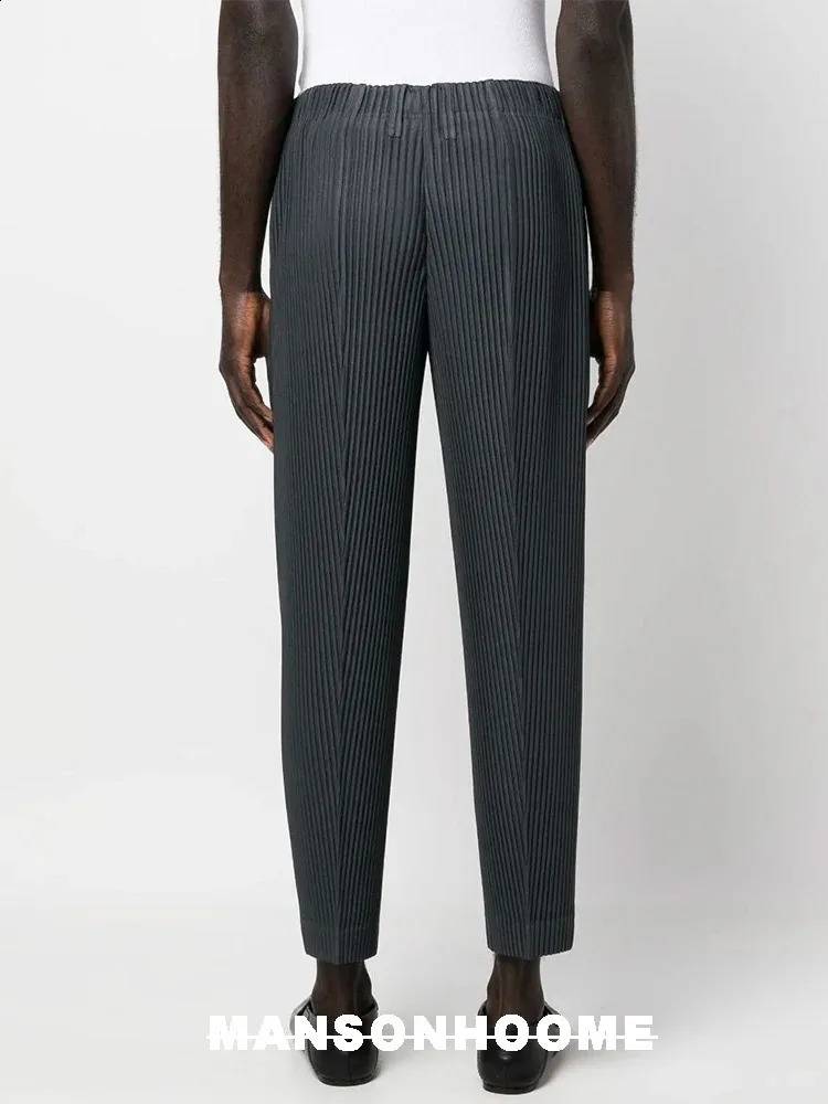 Miyake Pleated Men Pencil Pants High Waist Homme Causal Mens Casual Pants 240805