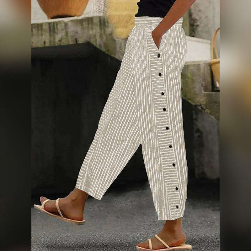 2024 New Womens Striped Casual Fashionable High Waisted Cropped Pants Small Leg Pants with Slight Elasticity Bound Feet Gold Velvet Pants Half Pants f