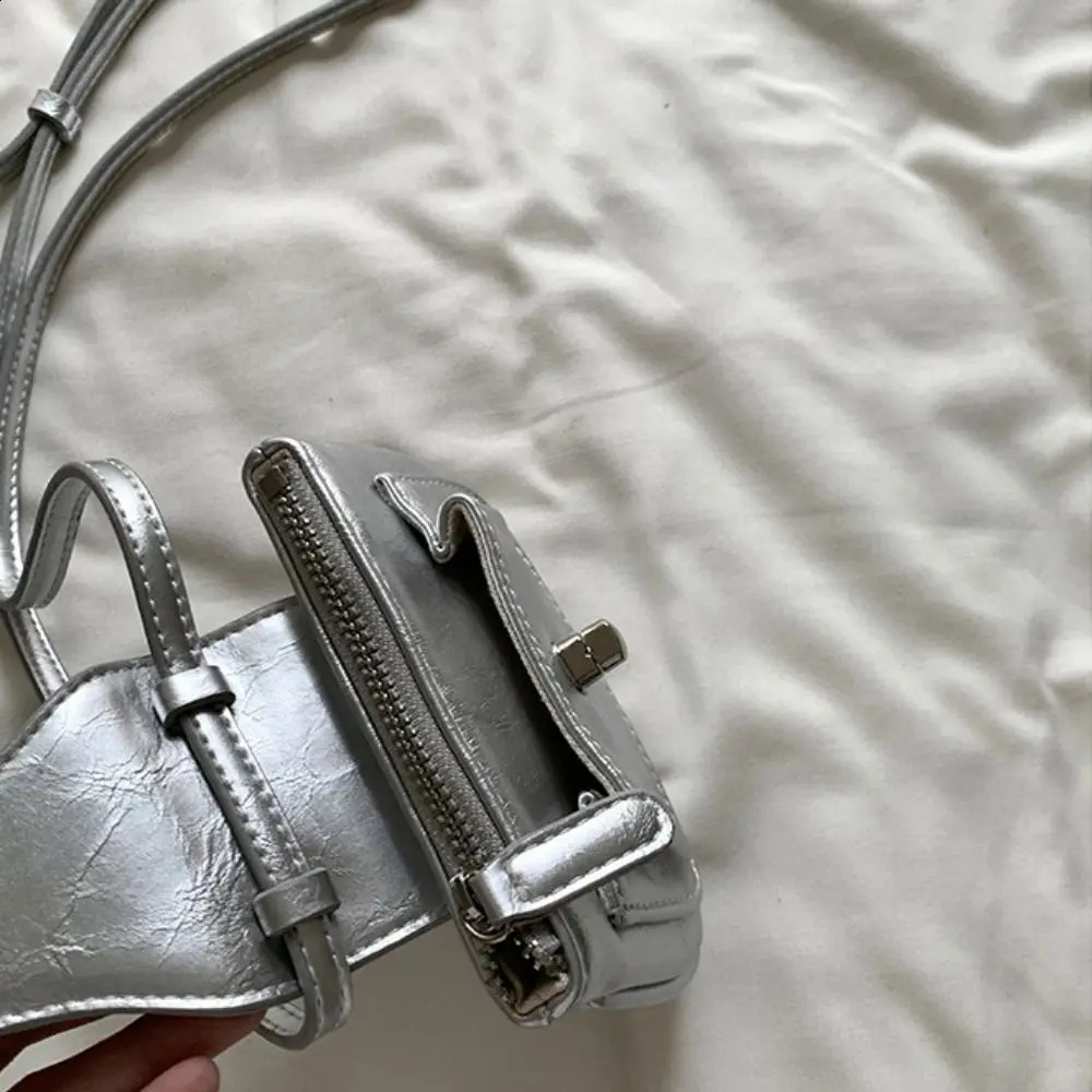 Cute leather mini silver cross shaped bag suitable for womens fashionable lipstick handbags and wallets 240805