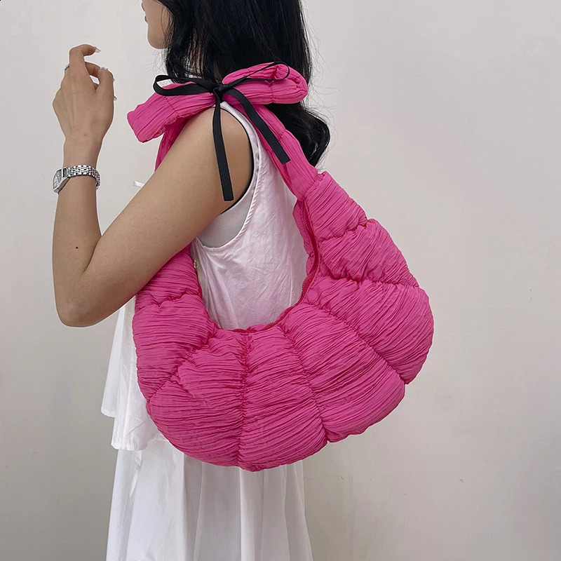 Fashion Croissant Quilted Shoulder Cross Bag Womens Stray Handbag and Wallet Nylon Mat Threaded Messenger Bag 240802