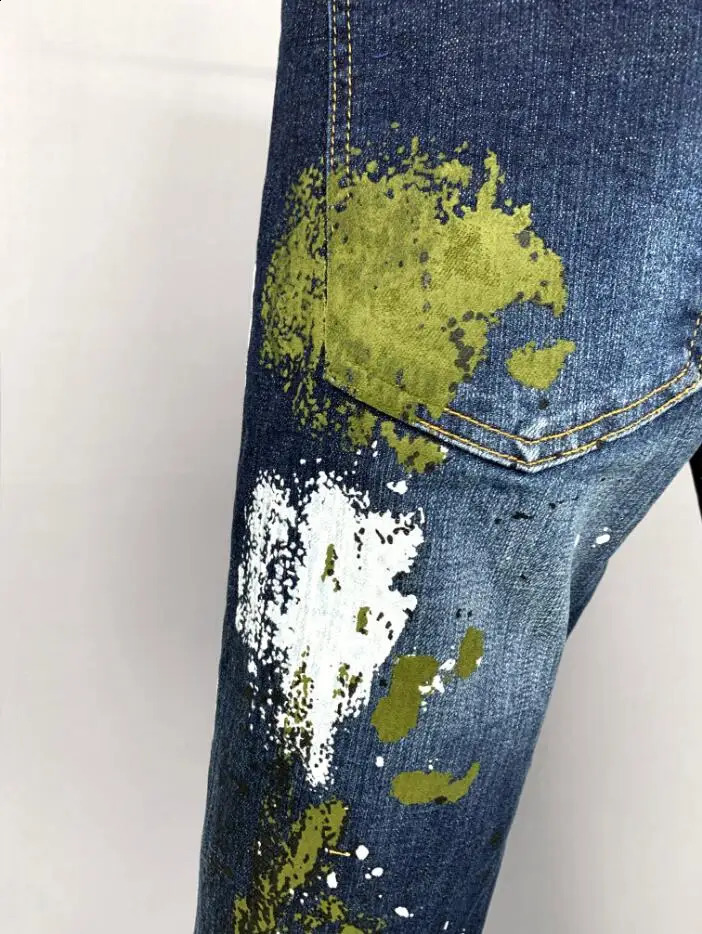 Italian street locomotives for men and women are painted and washed with paint cloth 9927 blue jeans full size 44-54. 240805