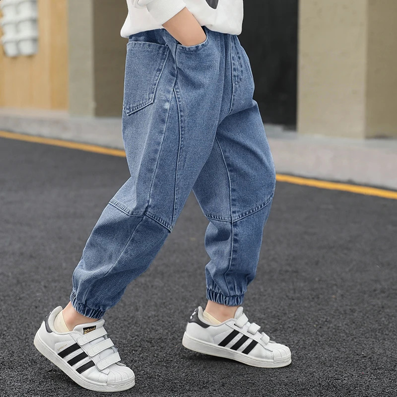 Childrens Clothing Casual Jeans For Boy Pants Denim Cotton Autumn Winter Elastic Waist Jeans Kids Casual Pants 4 6 8 10 12 Year 240729