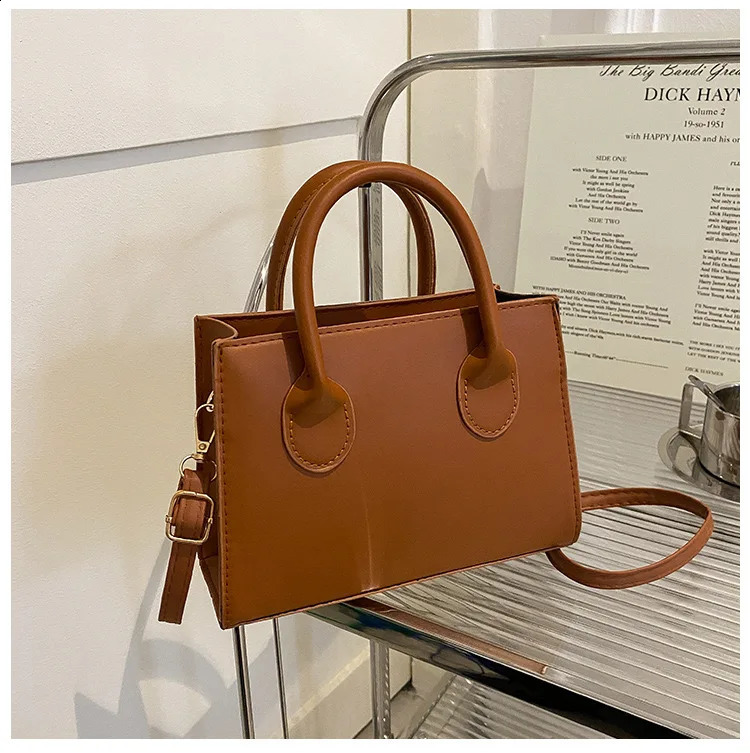 Bolso cuadrado negro minimalista monedero con asa superior que combina todo hombro para el trabajo 240805