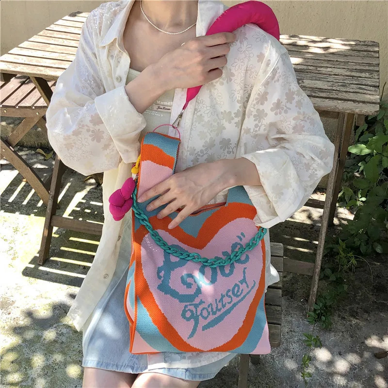 love letter Print Crochet Shopper Bag Knitting Hollow Out Shoulder Beach Casual LazinessStyle Handbag Women Shopping Bags 240805