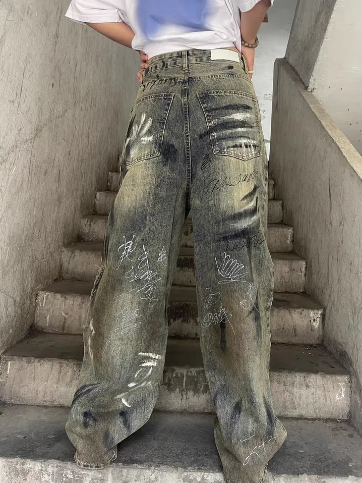 American high street trend y2k mens and womens retro washed graffiti letter jeans straight tube loose leg casual pants 240829