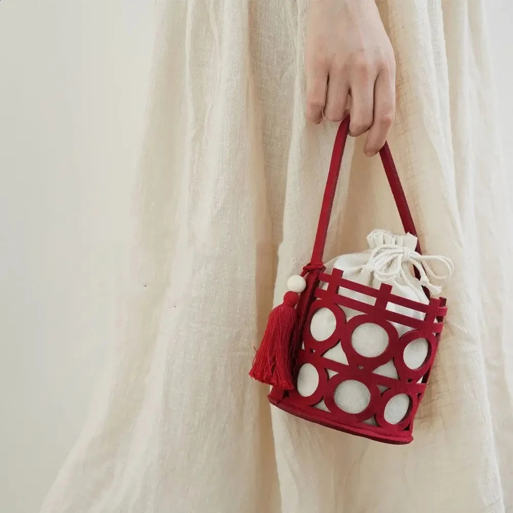 Candy bag Chinese style hollow wedding felt handbag birthday party decoration 240805