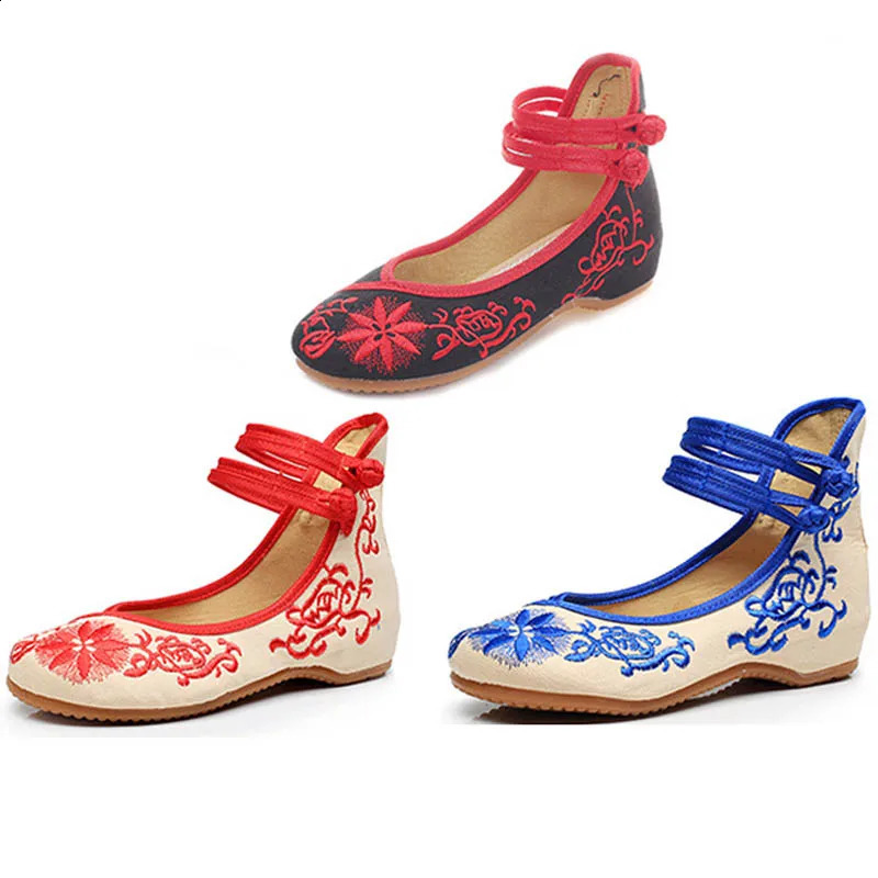 Sun Flower Cloth Shoes National Style Blue and White Porcelain Embroidery Enhanced Ancient Han Fu Style with WSH2291 Shoes 240802