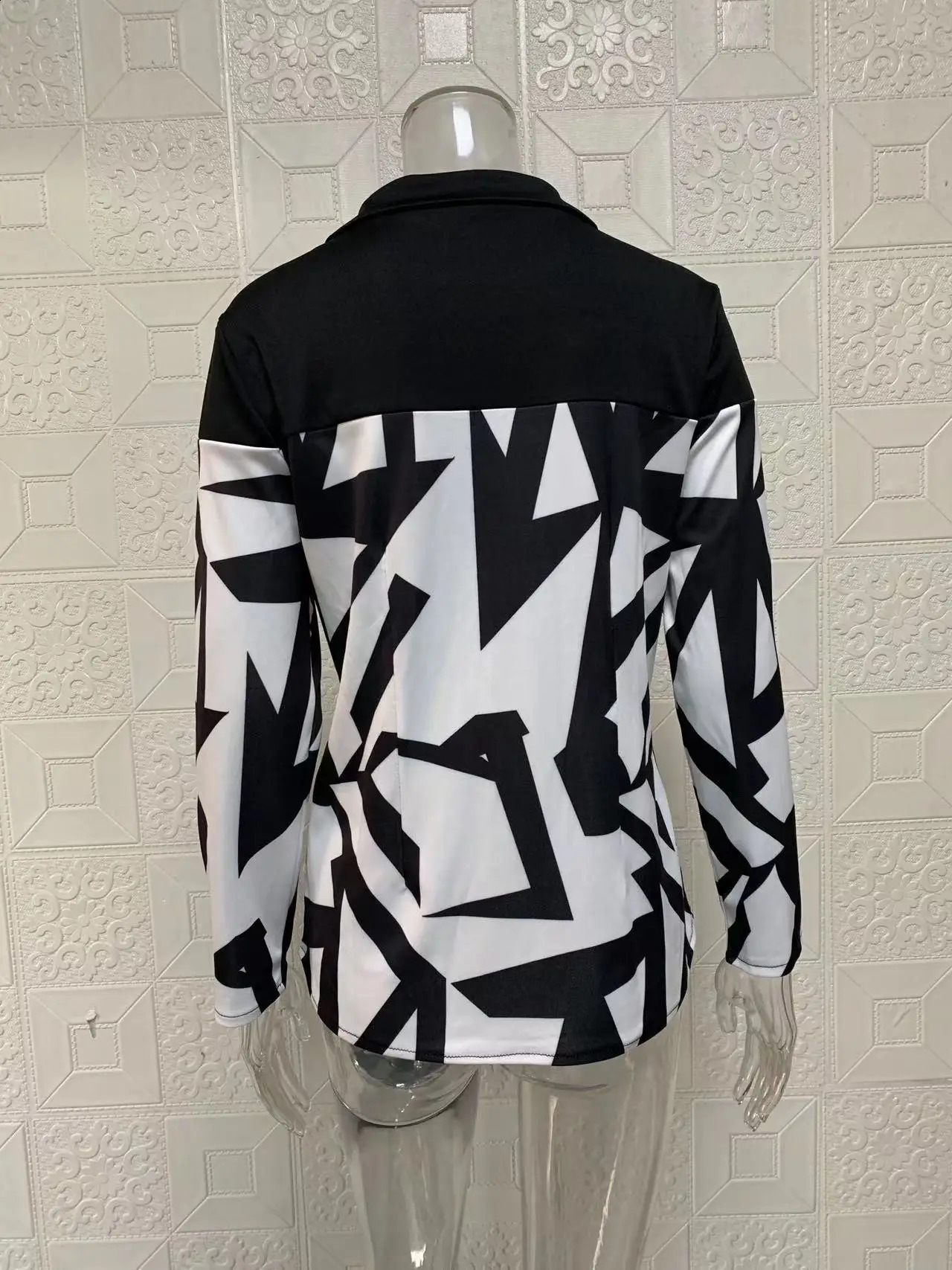 European and American long sleeved single breasted color blocking printed lapel jacket 240802