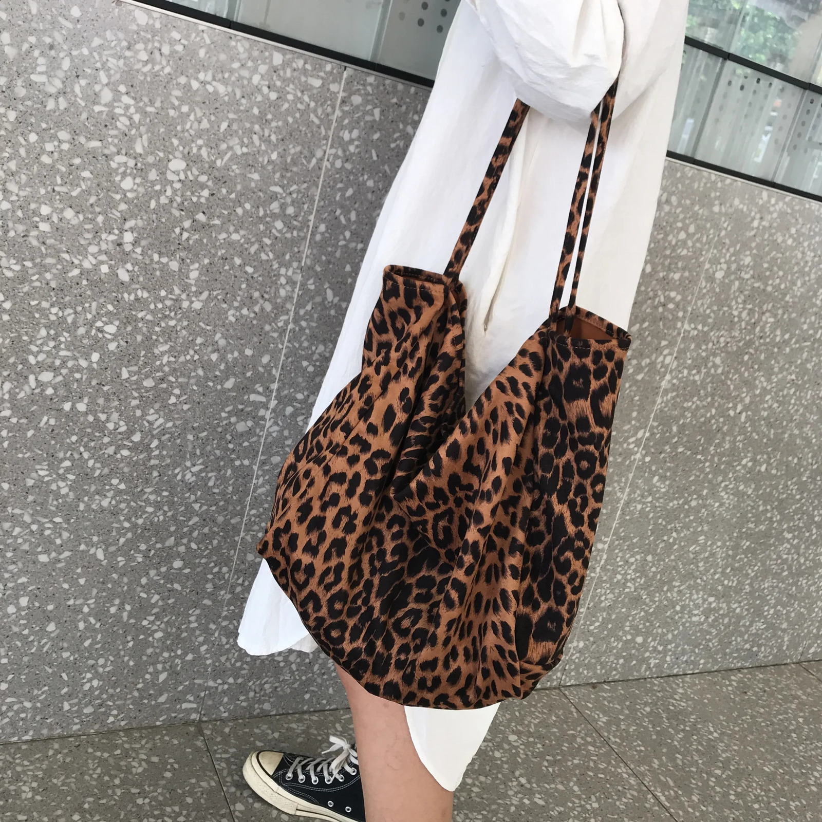 Women Soft Leopard Print Tote Handbag Girls Casual Big Capacity Shoulder Messenger Bag Large Eco Shopping Gift Bolsa 240805