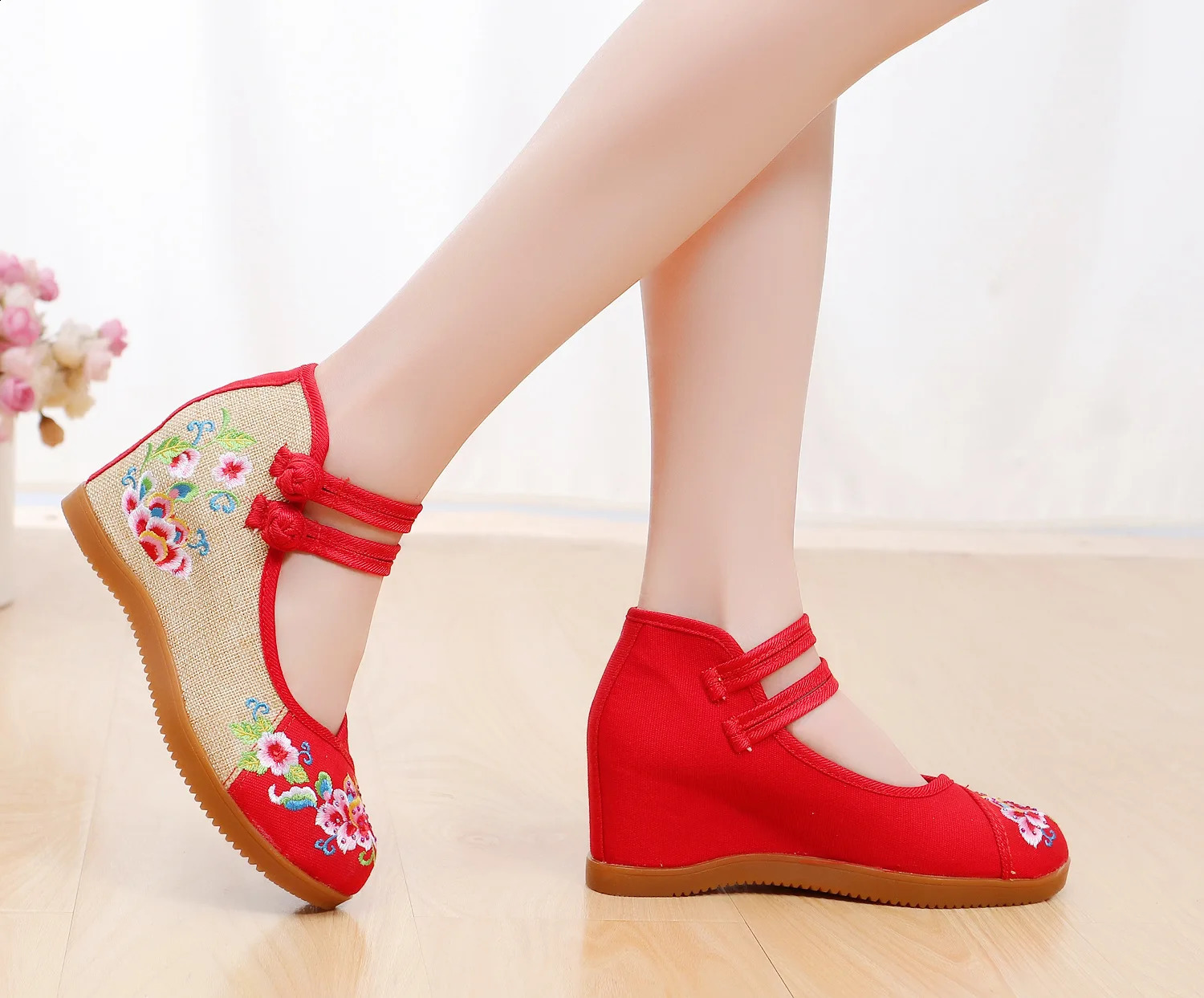 Spring Embryo Casual Cloth Shoes Womens Single Shoes Fashion Peony Square Dance Shoes 240802