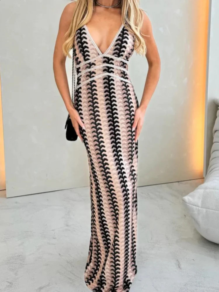 Deep V-neck Summer Dresses For Women Sexy High Waisted Sleeveless Backless Halter Vestidos 2024 Lady Elegant Party Prom Gown 240805