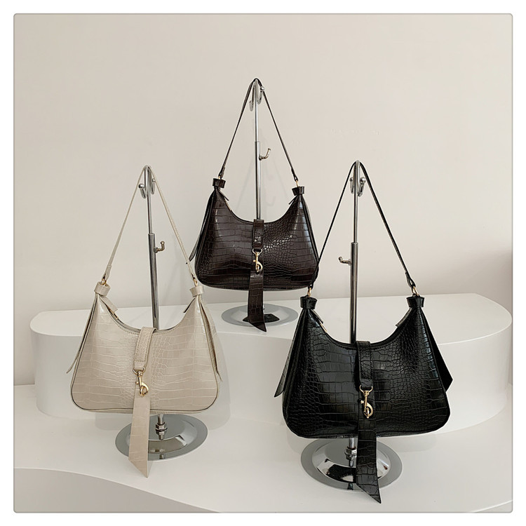 Ladies' Korean version high-end single shoulder bag oiled leather armpit bag