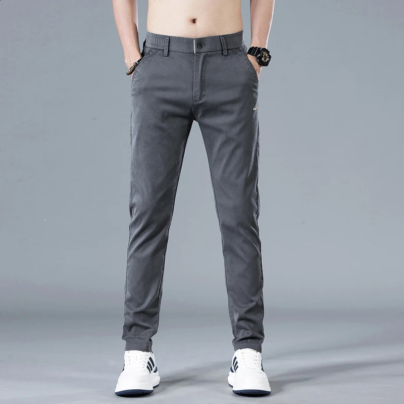 Mens Summer Ice Silk Casual Pants Mid-Waist Elastic Straight Business Trousers 3 Colors Fashion Comfortable Man Pants 240805