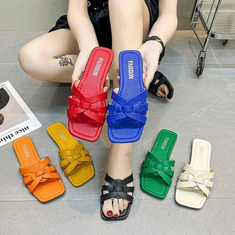 Retro Roman Summer Women Slippers Woven Design Flat Heels Squared Toe Soft Bottom Flip Flops Beach Ladies Slides Plus Size