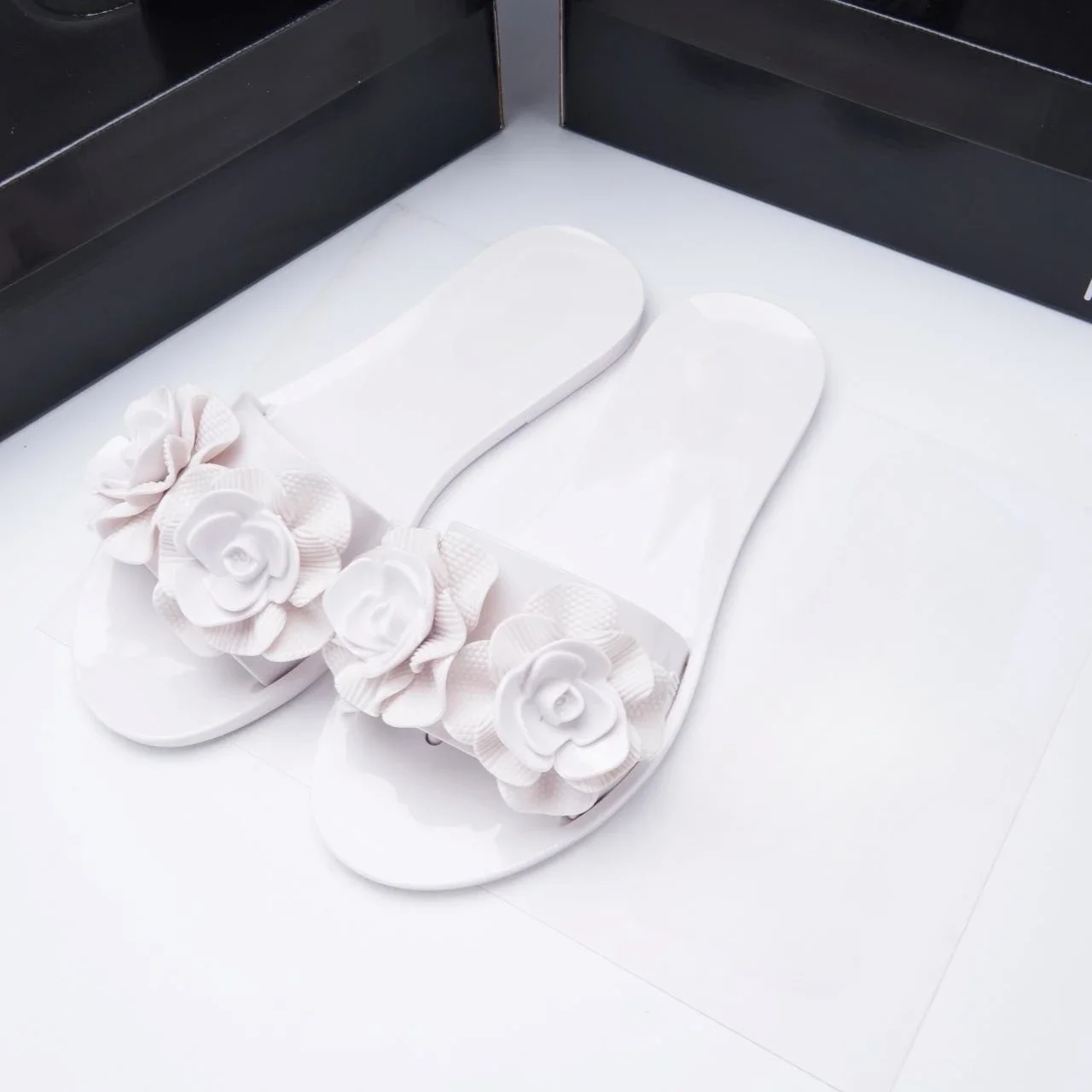 Mini Melissa Women's Jelly Slides Sweety Girls Cool 3D Flower Slippers Adult Ladies Non-slip Flat Beach Vacation Shoes Female