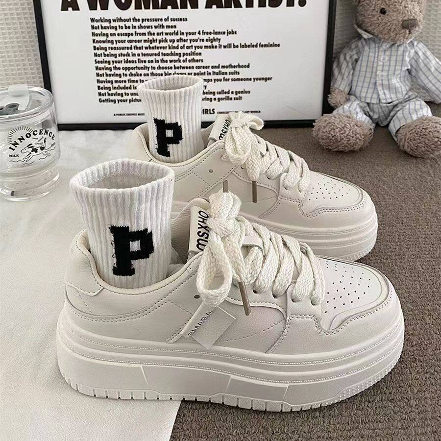 Thick soled small white shoes for women's 2024 new versatile ins high rise student casual sports Trainers