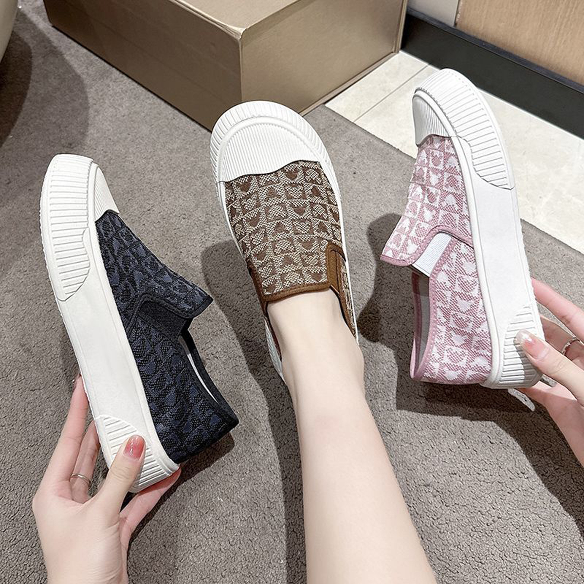 Ready Stock WEEMO WS351 Women's Casual Sneakers Outdoor Sports Shoes Travel shoes Girl Sneaker Women