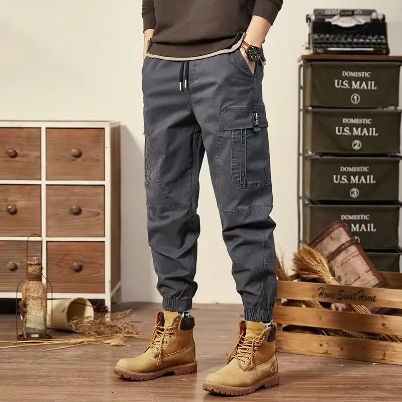 Fashion Solid Color Multiple Pockets Mens Cargo Pants Highquality Loose Streetwear Casual Straight Cylinder Ninth 240806