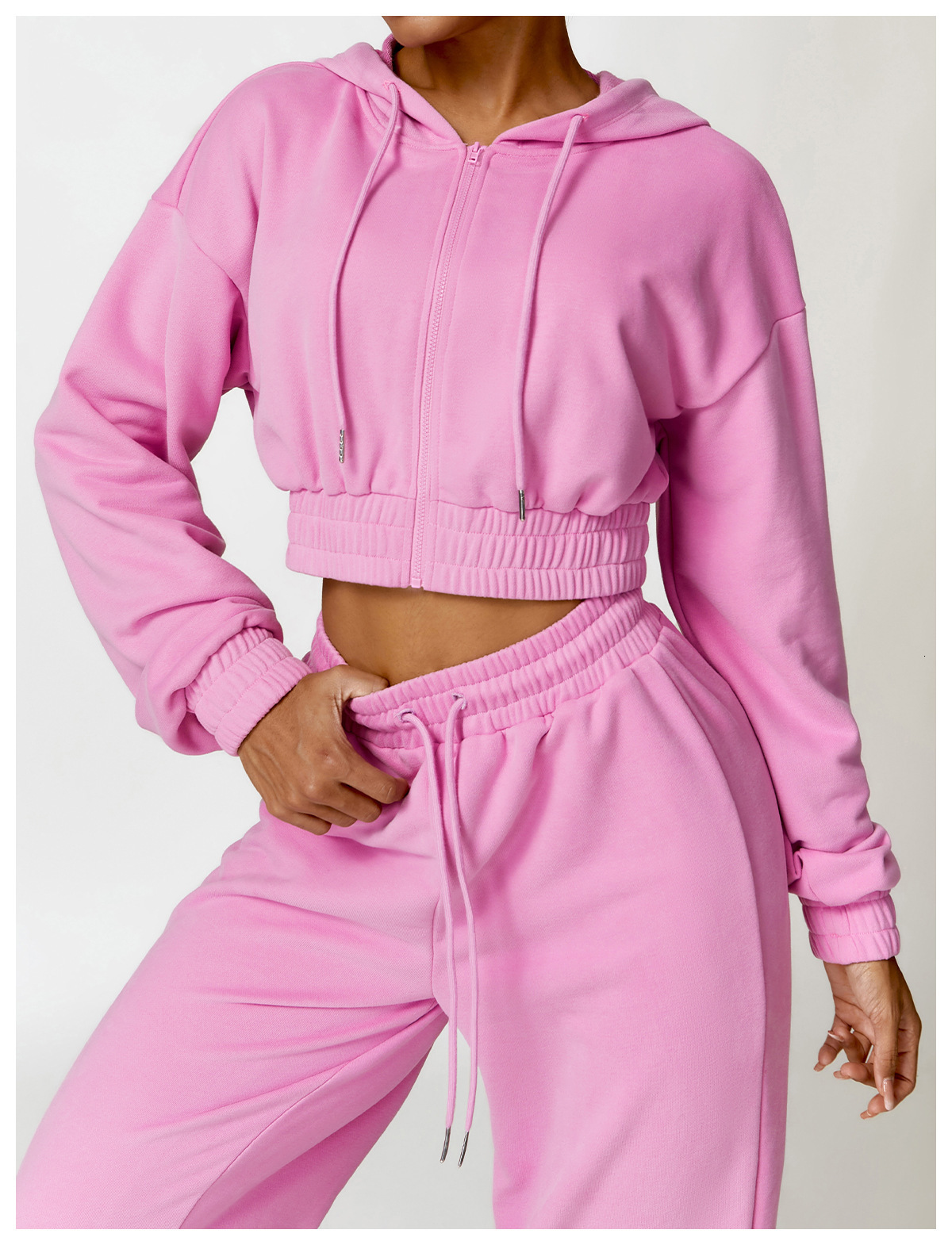 Women's outerwear, warm and casual, loose long sleeved zipper sweatshirt, hooded fitness sweatshirt