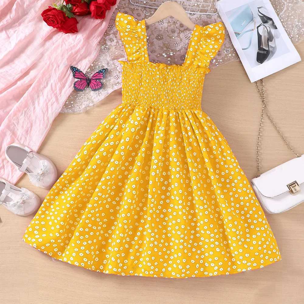 New summer vacation style lotus leaf edge small floral suspender dress suitable for middle school children and girlsW240720