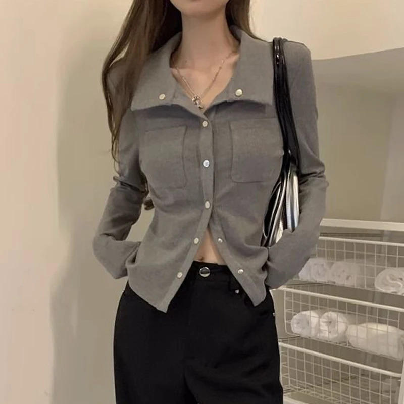 Womens clothing Spring and Autumn fashion polo neck sexy tight ribbed knitted T-shirt Korean solid long sleeved fashion Y2K short top 240827