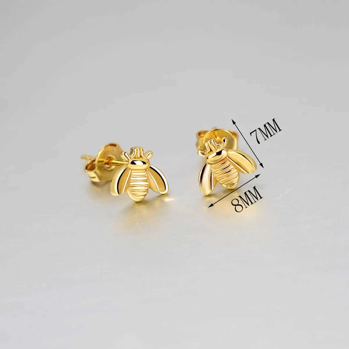 Fashion Cute Insect Bee Stud Earrings Mini Bumblebee Earrings Gold Mini Queen Bee Womens Party Jewelry Accessories W240803
