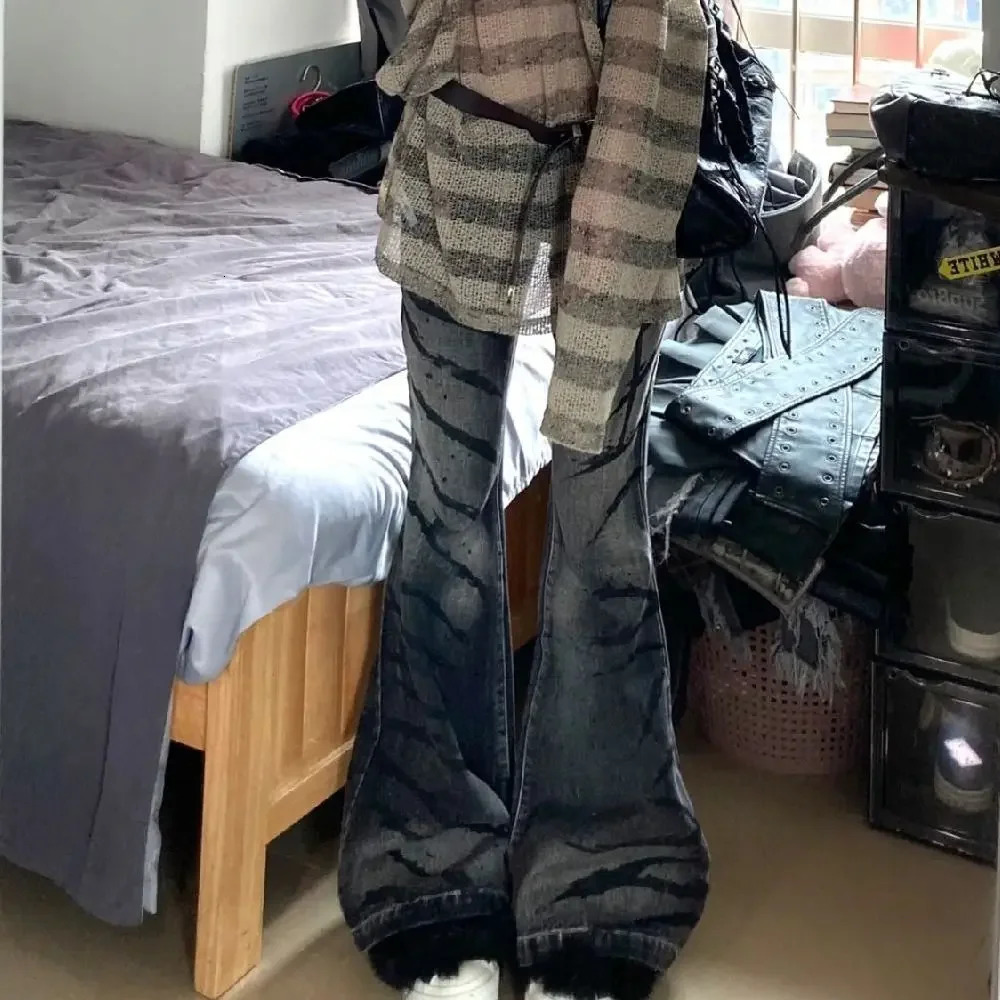 Graffiti Zebra Striped Printed Flare Jeans Denim Pant Slight Bootcut Bell Bottom y2k pants harajuku punk gothic grunge aesthetic 240806