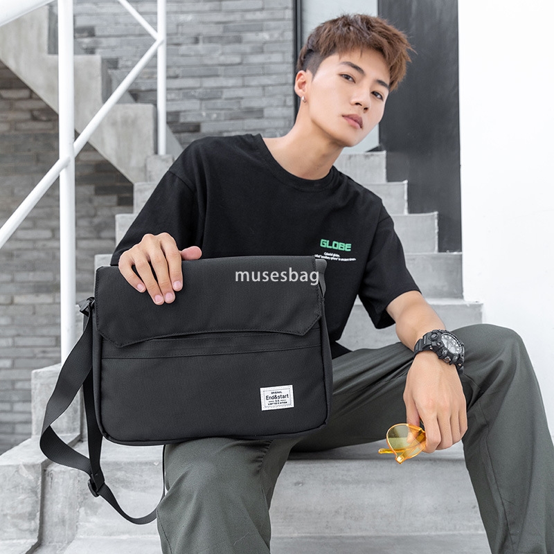 Fashion brand large capacity shoulder bag men's bag leisure dead flying bag sports crossbody bag fashion version of secondary school bag wholesal