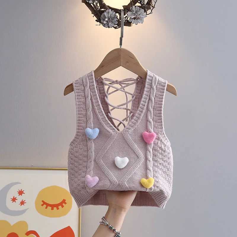 Knitted vest childrens clothing spring/summer Korean version girl Camisol cute love hair clip loose cotton fashionable sweater HY07011W240724