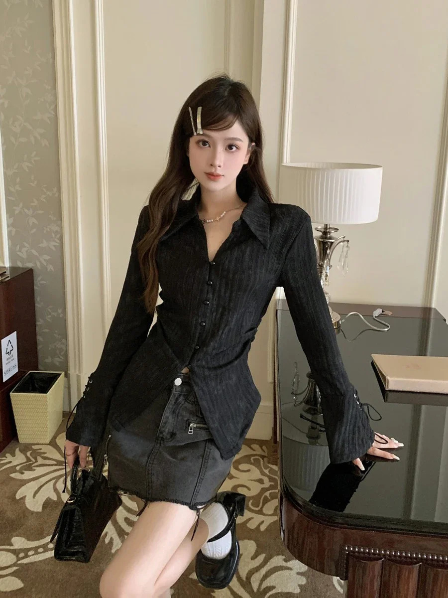 Womens striped shirt 90s Y2k retro Korean Harajuku 2000s elegant and fashionable long sleeved polo neck shirt autumn clothing 240827