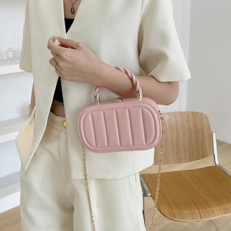 Womens chain luggage fashion handbag shoulder bag cross body small square fashionable simple outdoor 240805