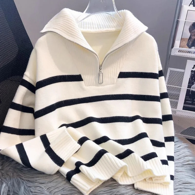 Autumn Winter Ladies Sweater Women Thickened Inner Zipper Jacket Striped Bottoming Shirt Short Section Hedging Outerwear Tops 240806