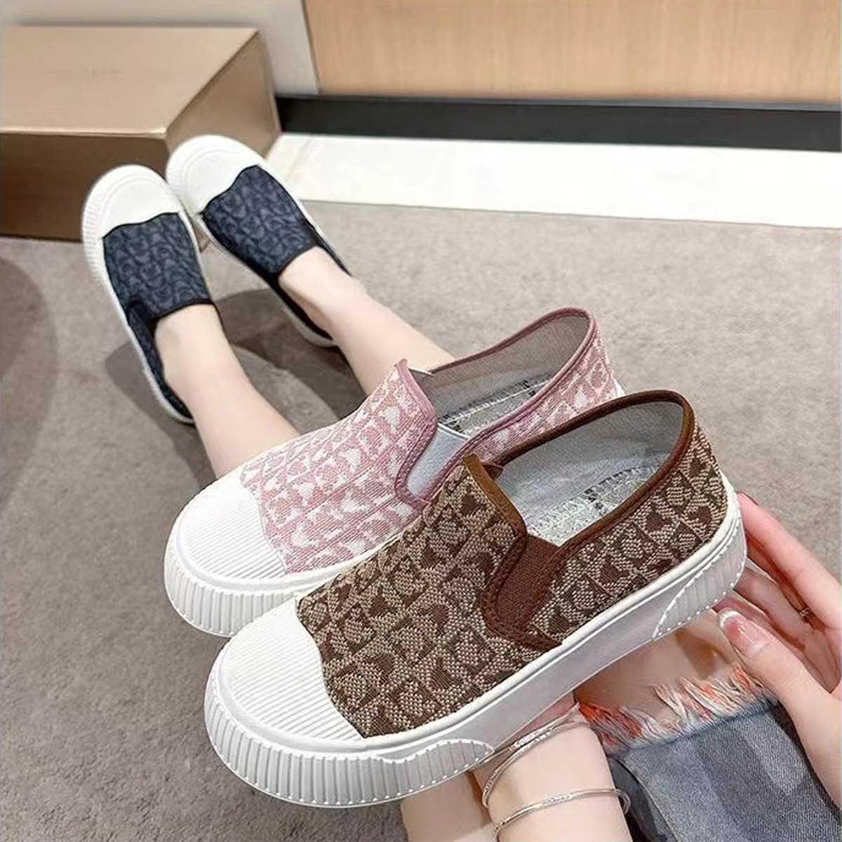 Ready Stock WEEMO WS351 Women's Casual Sneakers Outdoor Sports Shoes Travel shoes Girl Sneaker Women