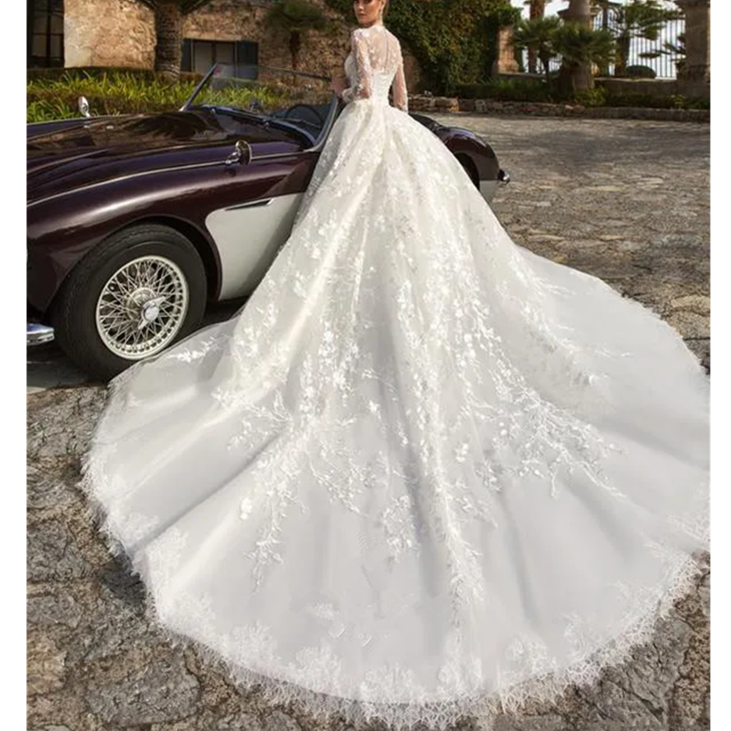 Princess Ball Gown Wedding Dresses Bridal Long Sleeves Luxury Lace Applique High Neck Crystals Beaded Satin Dubai Custom Made Plus Size
