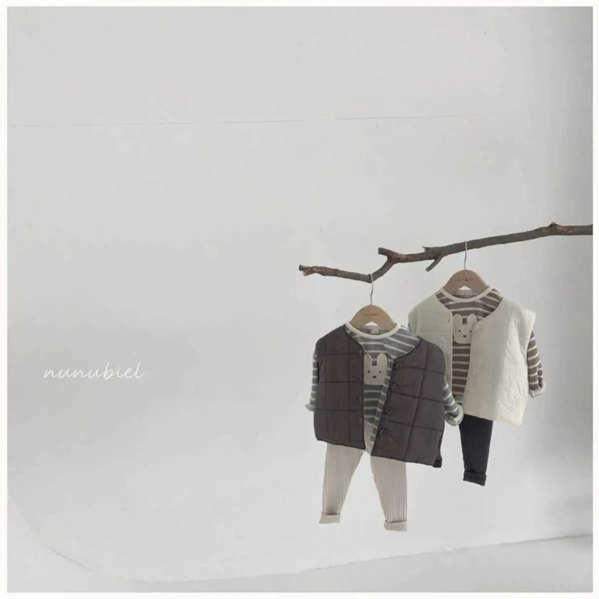 Childrens clothing for winter and autumn new cute vests for children waist jackets for newborns sleeveless jackets for girls and boysW240724