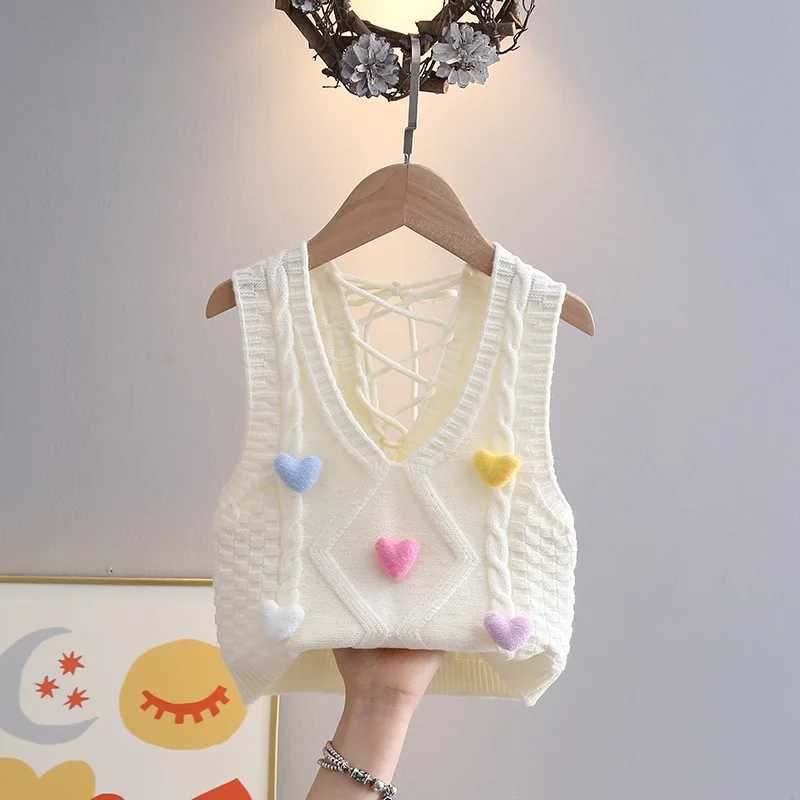 Knitted vest childrens clothing spring/summer Korean version girl Camisol cute love hair clip loose cotton fashionable sweater HY07011W240724