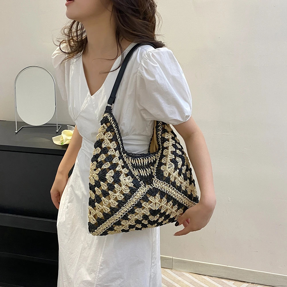 Summer Bohemian woven handbag casual hollow turf beach bag shoulder Rattan shopping travel 240806
