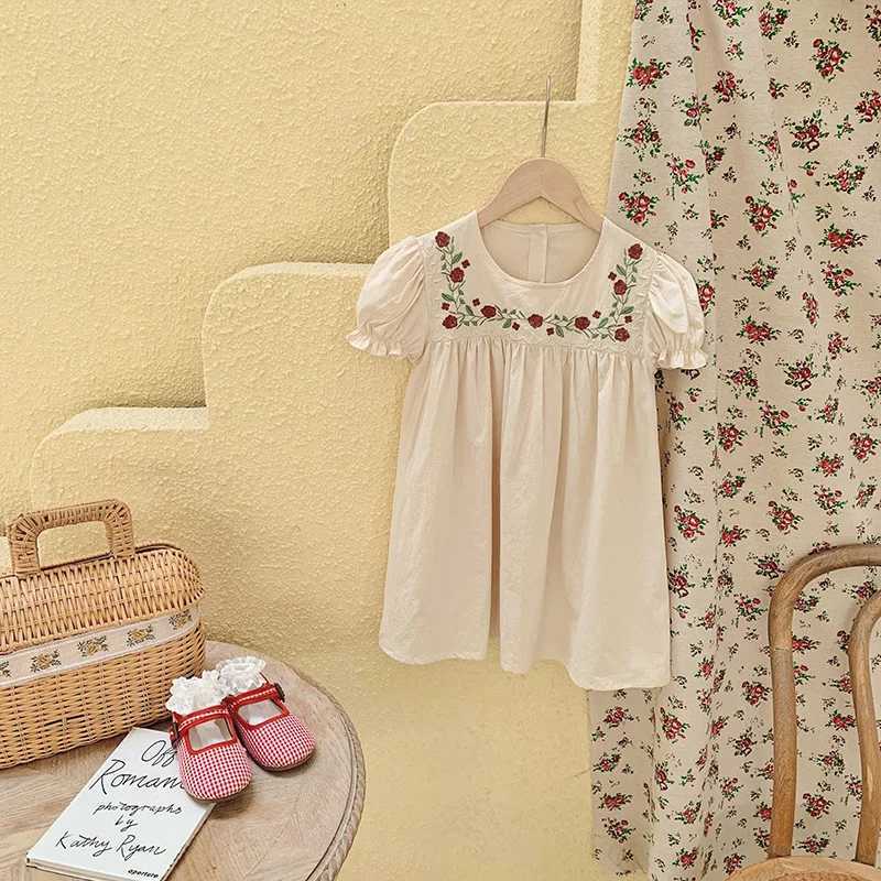 Girls Fashion Embroidered Flower Dress 2024 Summer New Girls Preschool Princess Dress Childrens Short Sleeve Party ClothingW240720