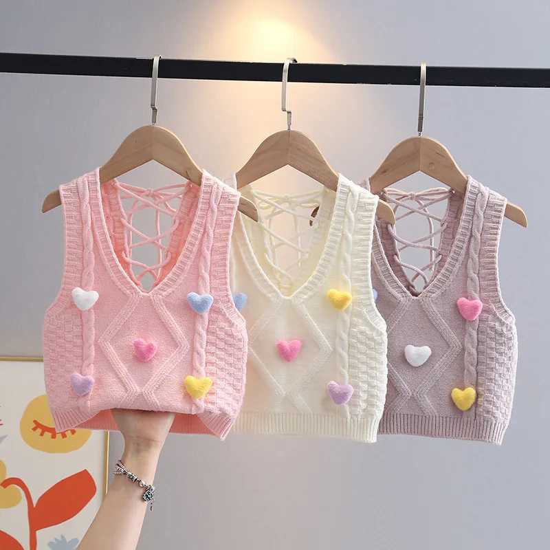 Knitted vest childrens clothing spring/summer Korean version girl Camisol cute love hair clip loose cotton fashionable sweater HY07011W240724