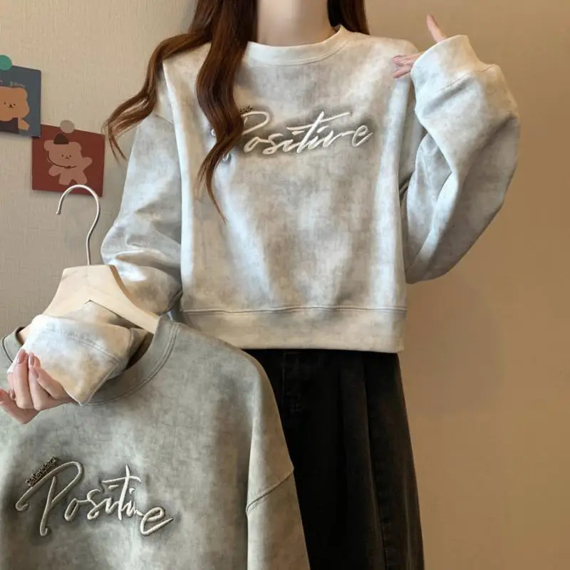 Womens Autumn Winter Fashion Elegant Round Neck Tie Dyed Casual Versatile Long sleeved Loose Velvet Thickened Sweatshirts 240806