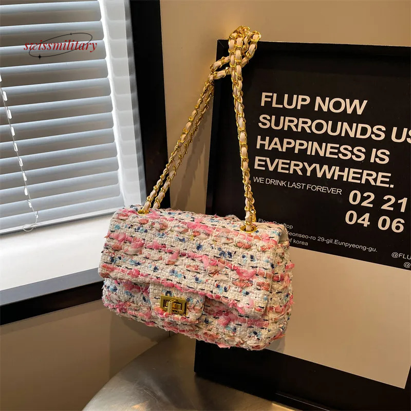 Xiaoxiangfeng woolen bag for women, 2023 autumn and winter new fashion chain small square bag, elegant and versatile single shoulder crossbody bag H86