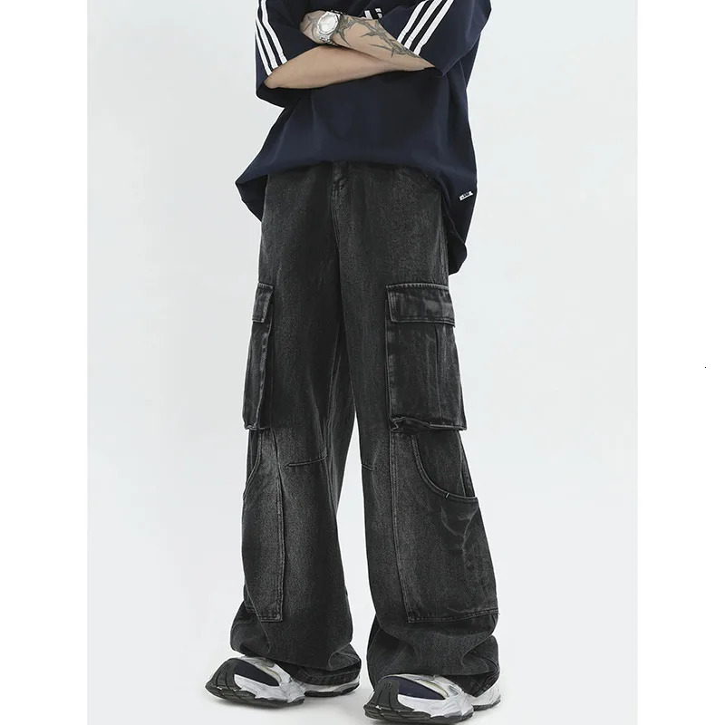 Womens Black Gothic Cargo Jeans Vintage Korean 90s Aesthetic Y2k Denim Trousers Harajuku High Waist Cowboy Pants 2000s Clothes 240806