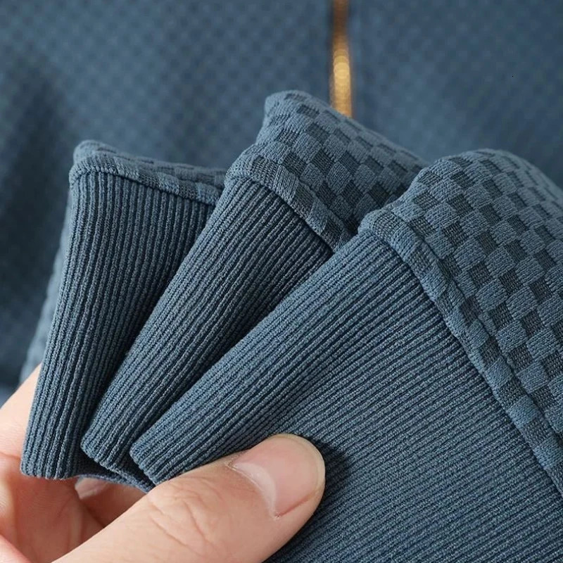 High quality geometric jacquard sweater mens zipper stand up collar long sleeved Tshirt autumn loose 240806