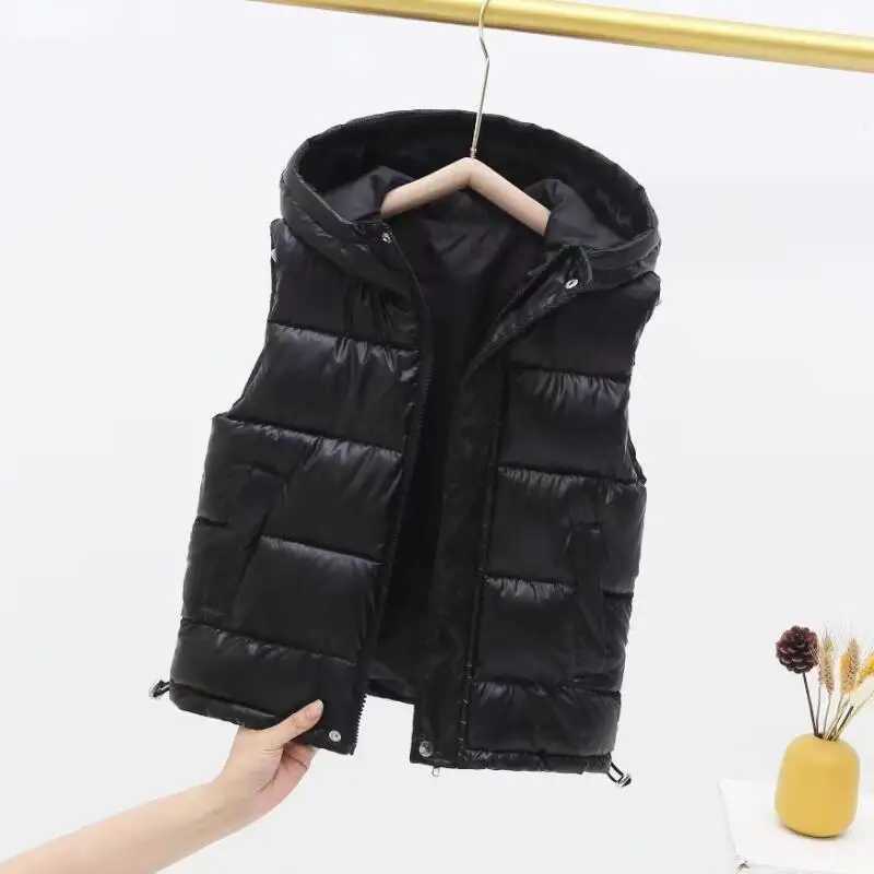 Childrens vest boys and girls with hood childrens velvet jacket sleeveless down jacket youth winter waterproof vestW240724