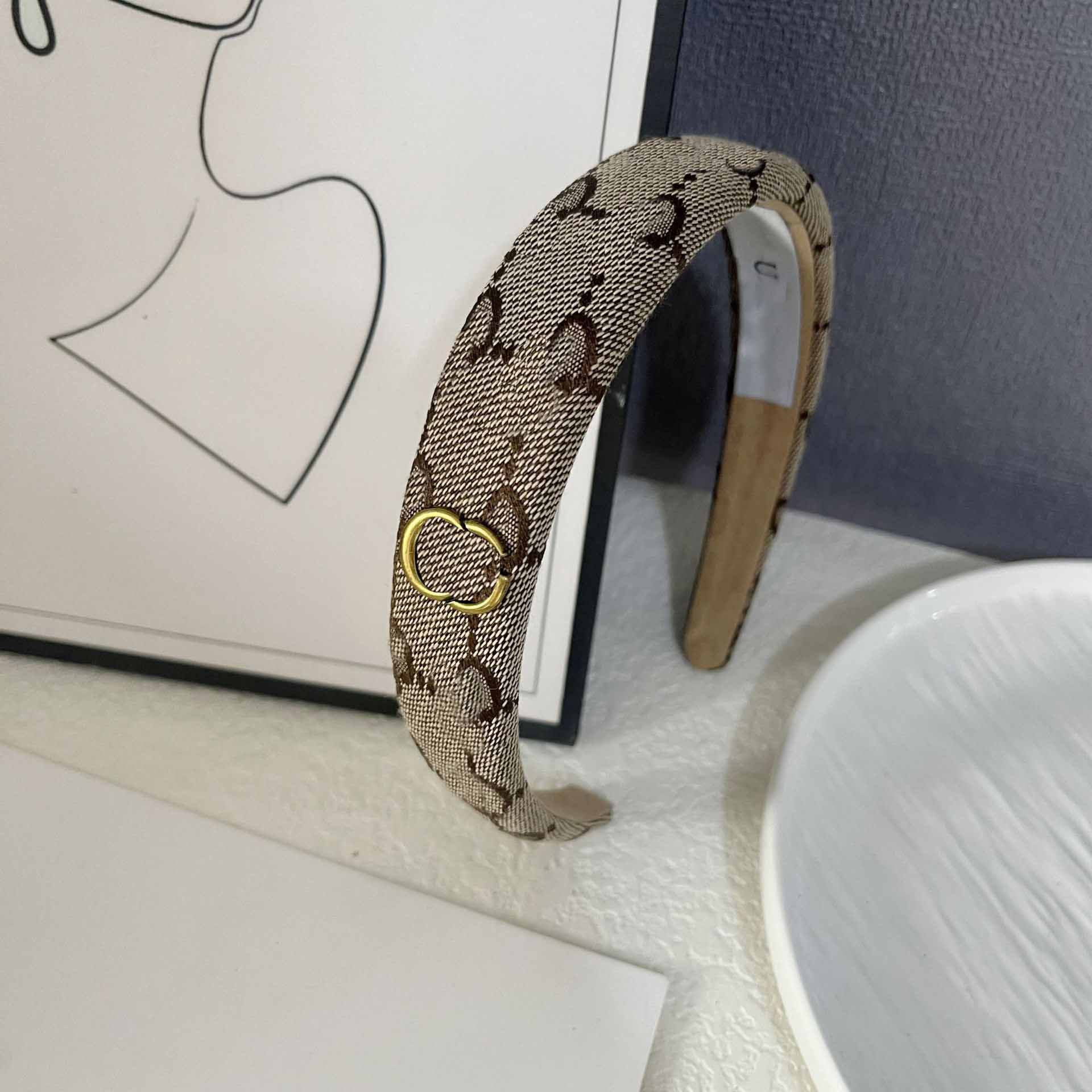 Designer Hairpin Headbands Elastic Hair Hoop Handmade Letter Retro Style Exaggerated Personality Temperament Headband GIFT wholesale